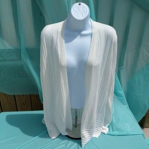 NWT Cyrus Women's Size Large White Cover up Cardi